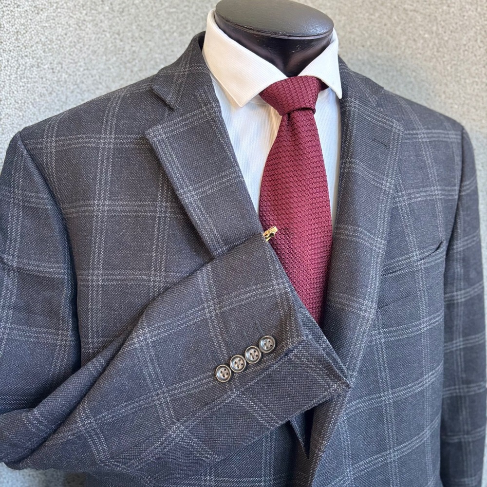 Stafford Blazer Sport Coat 48R Gray Plaid Windowpane Merino Wool Dark Academia